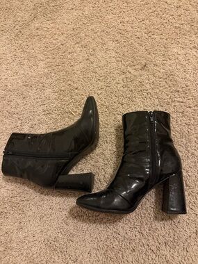 Steve Madden Black Patent Mid-Calf Block Heel Boots